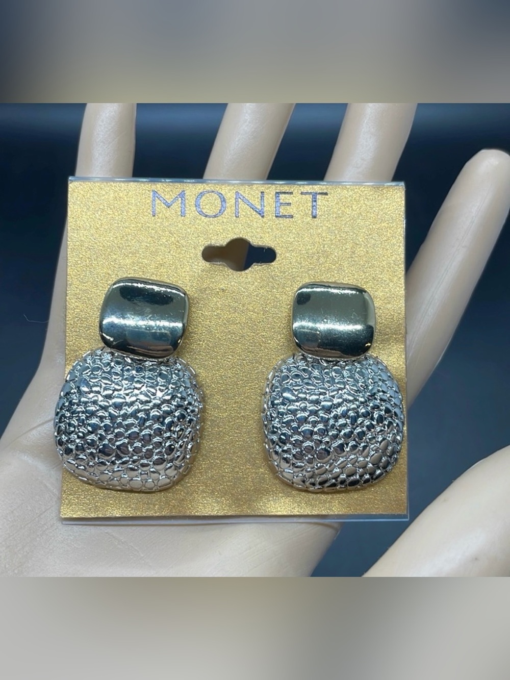 Vintage Y2k Monet 2 tone silver gold dangle clip on earrings NWT